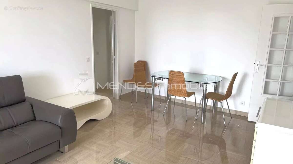 Appartement à BEAUSOLEIL