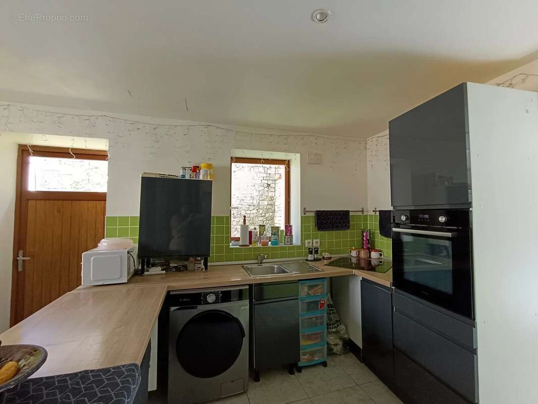 Maison à DAMPIERRE-SUR-BOUTONNE