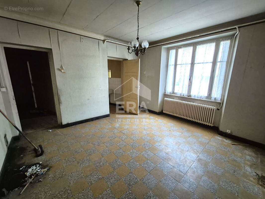 Maison à TREFFORT-CUISIAT