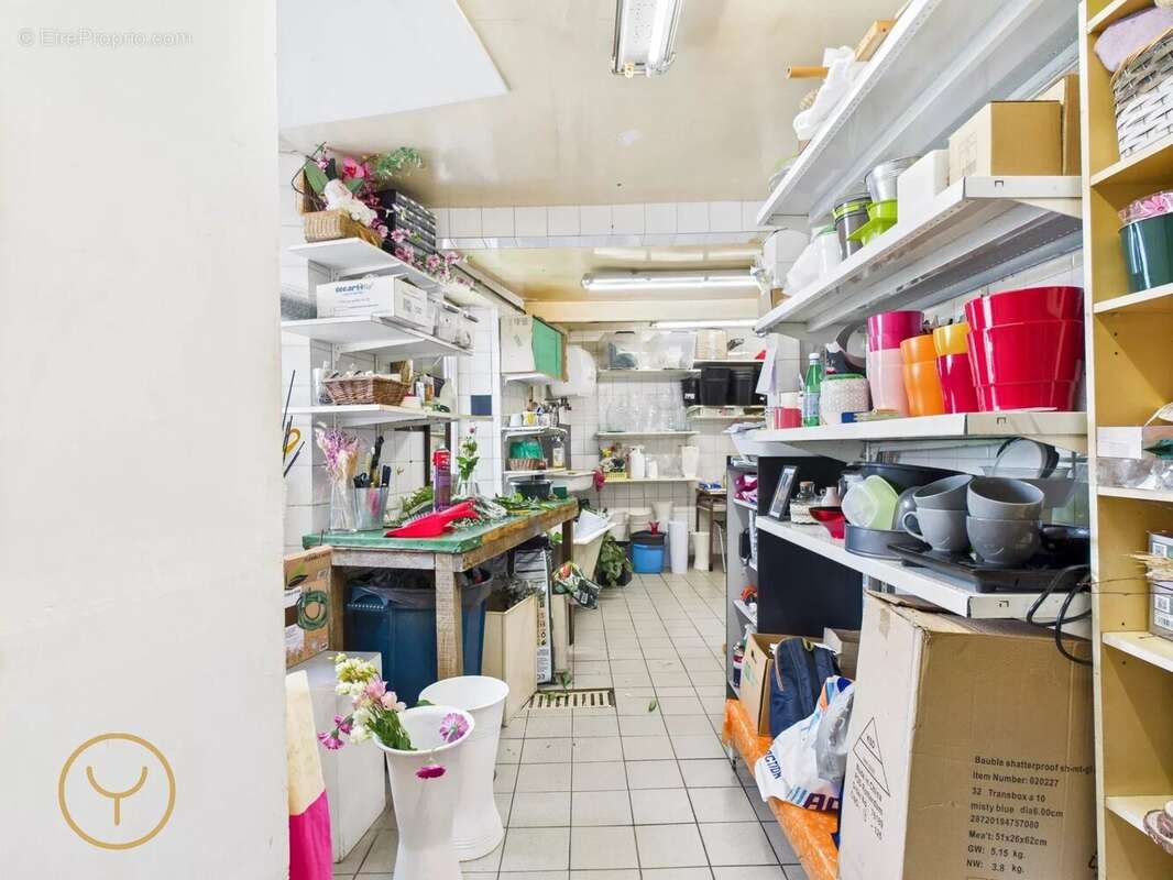 Commerce à SAINT-LYE