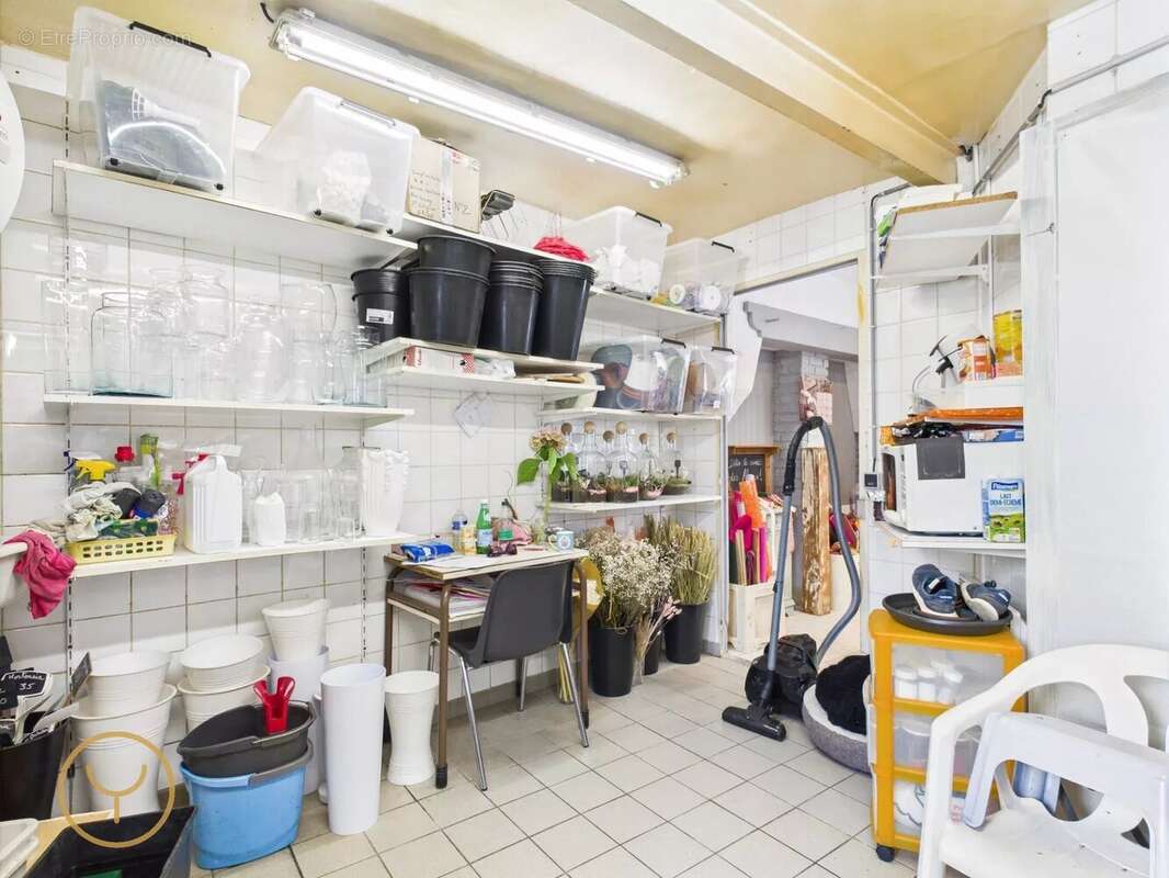 Commerce à SAINT-LYE