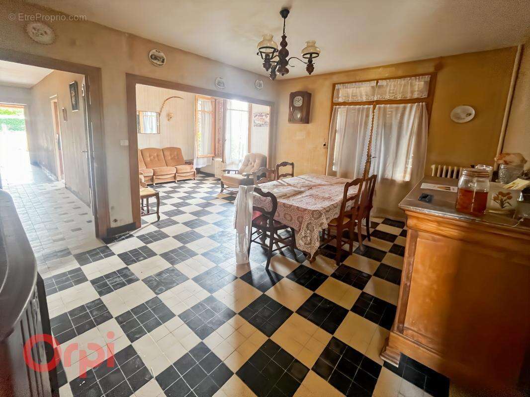 Maison à MARCILLY-EN-GAULT