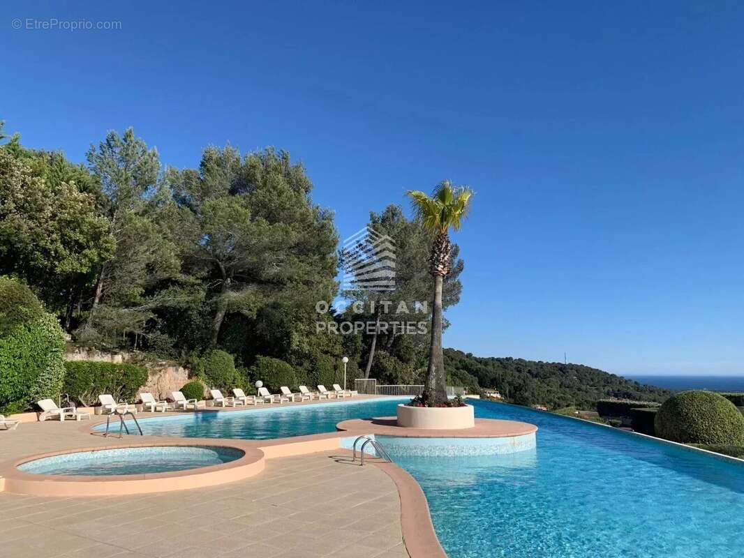 Appartement à LE CANNET