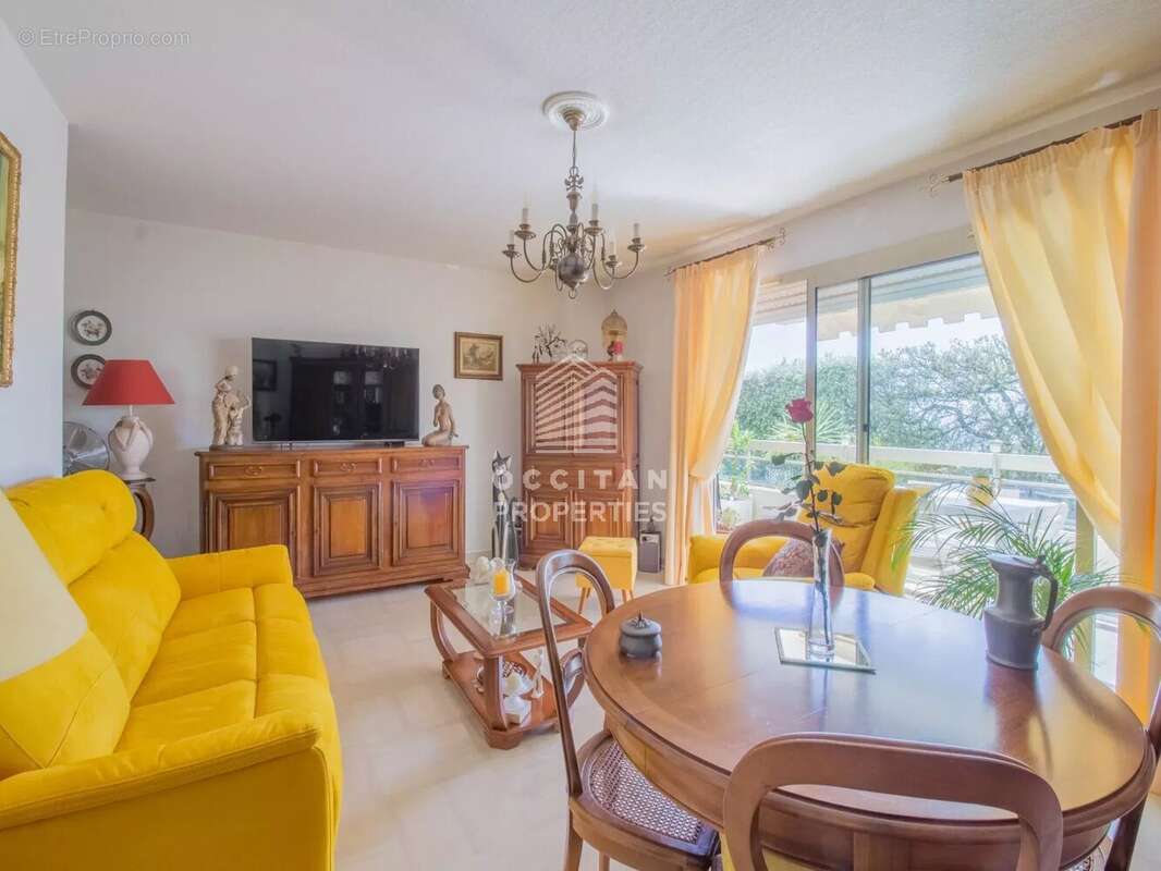 Appartement à LE CANNET