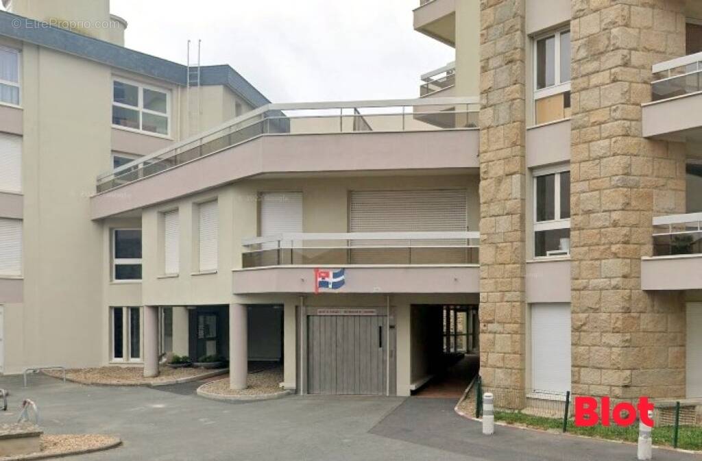 Parking à SAINT-MALO