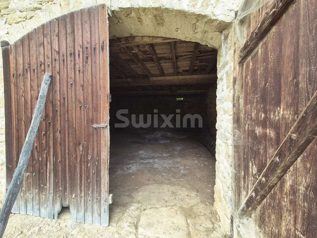 Maison à FONTENAY-PRES-VEZELAY