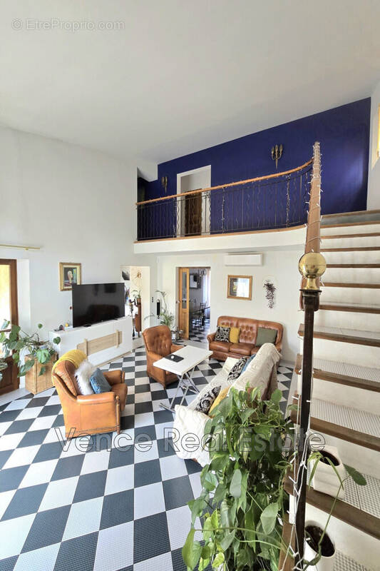 Maison à LA COLLE-SUR-LOUP