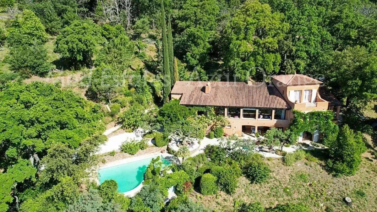 Maison à LA GARDE-FREINET