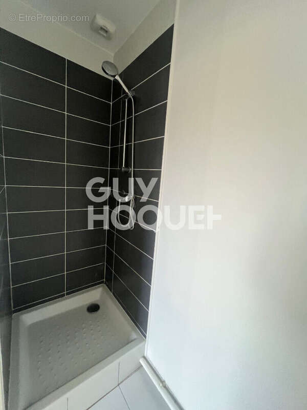 Maison à LACROIX-SAINT-OUEN