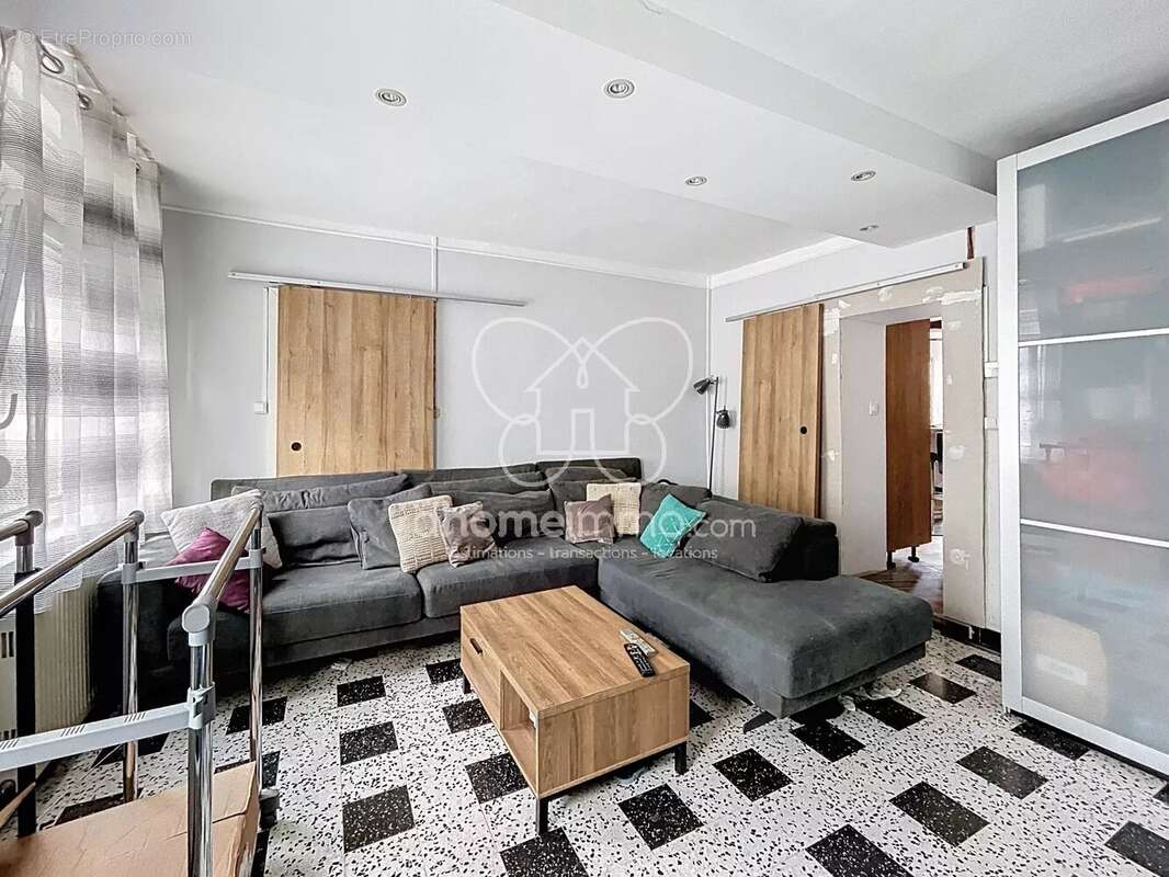 Maison à RAIMBEAUCOURT