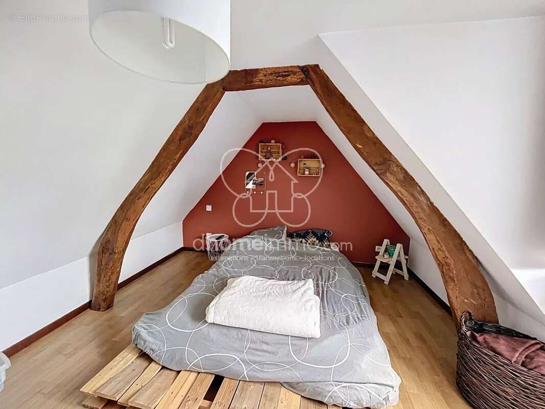 Maison à RAIMBEAUCOURT