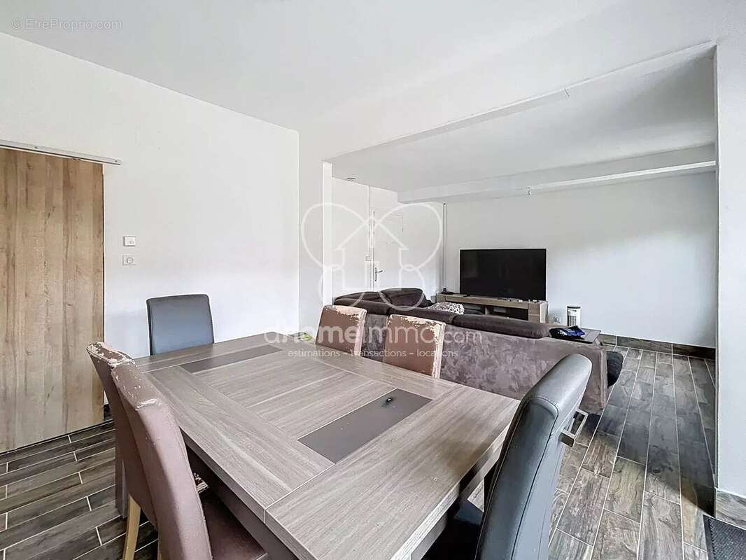 Maison à RAIMBEAUCOURT