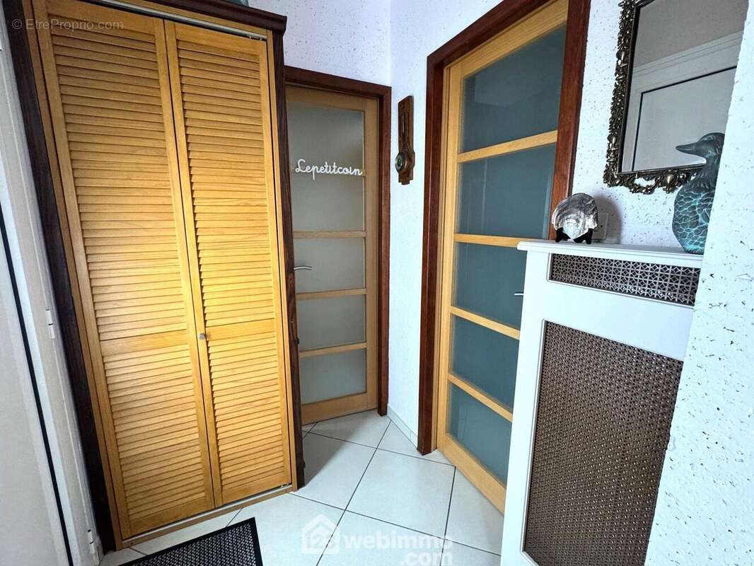 Commençons la visite par l&#039;entrée - Maison à BONDOUFLE