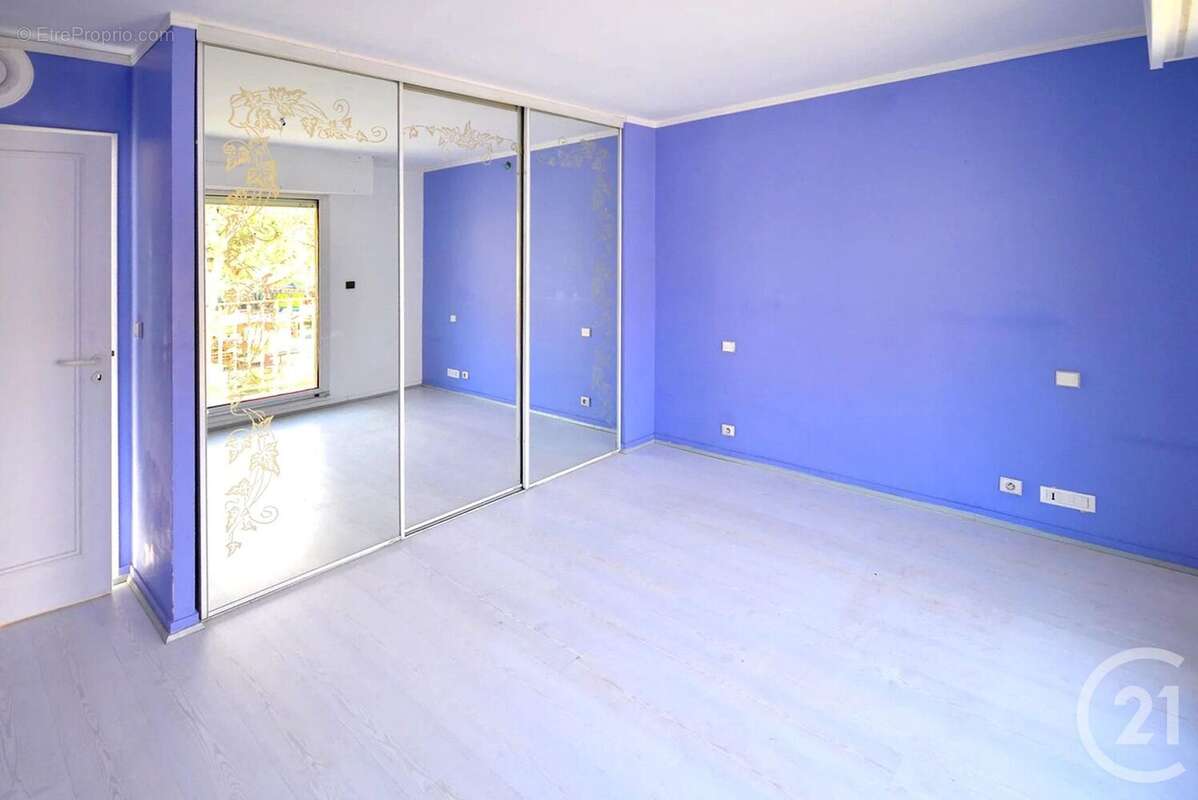 Appartement à MENTON