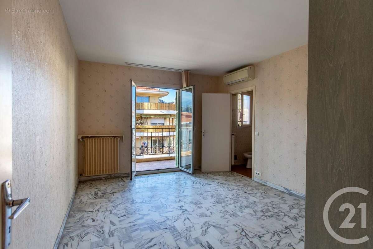 Appartement à MENTON