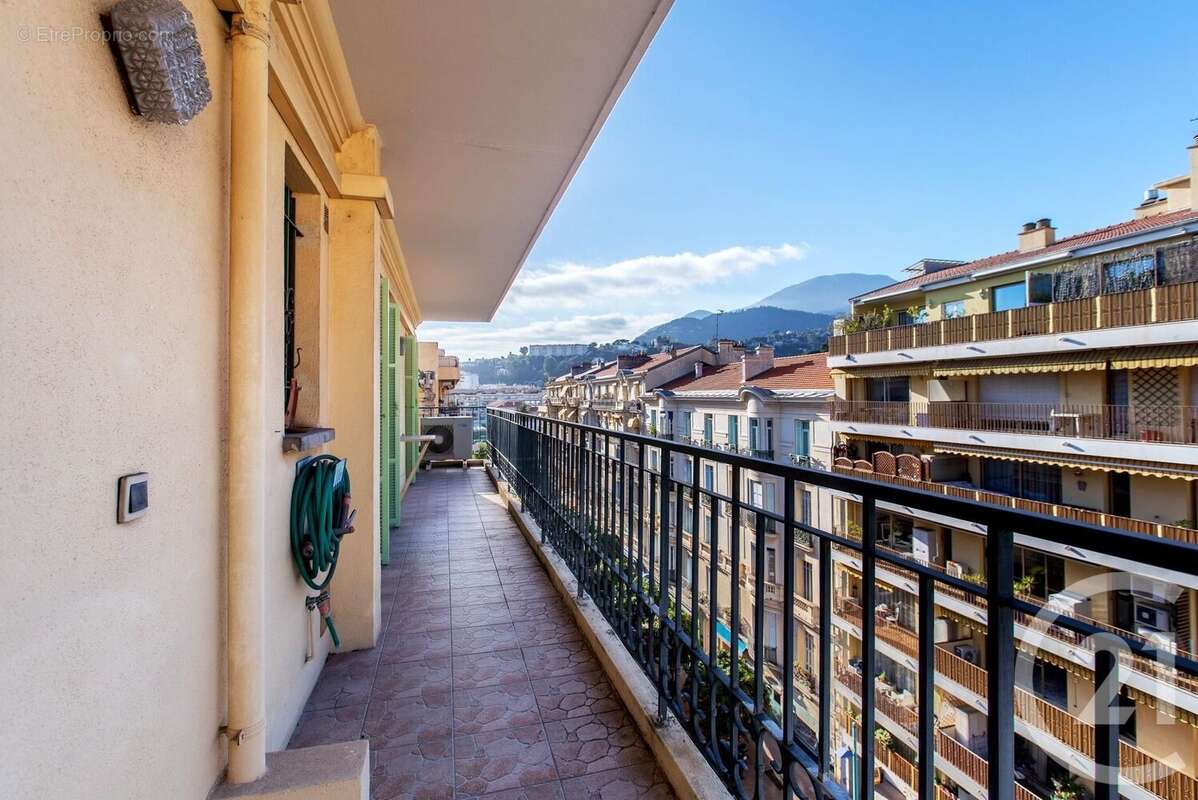 Appartement à MENTON