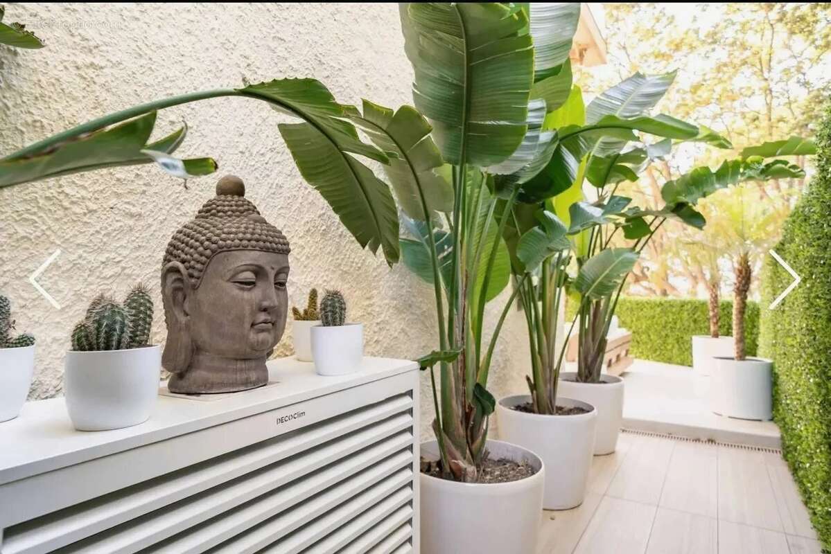 Appartement à LE CANNET