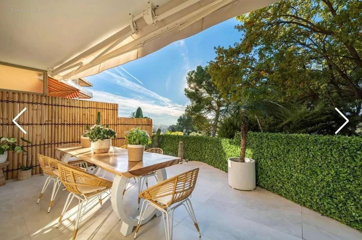 Appartement à LE CANNET