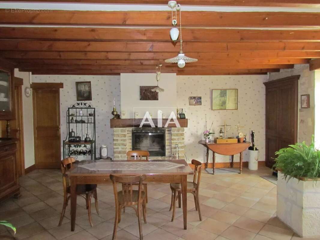 Maison à LA MAGDELEINE