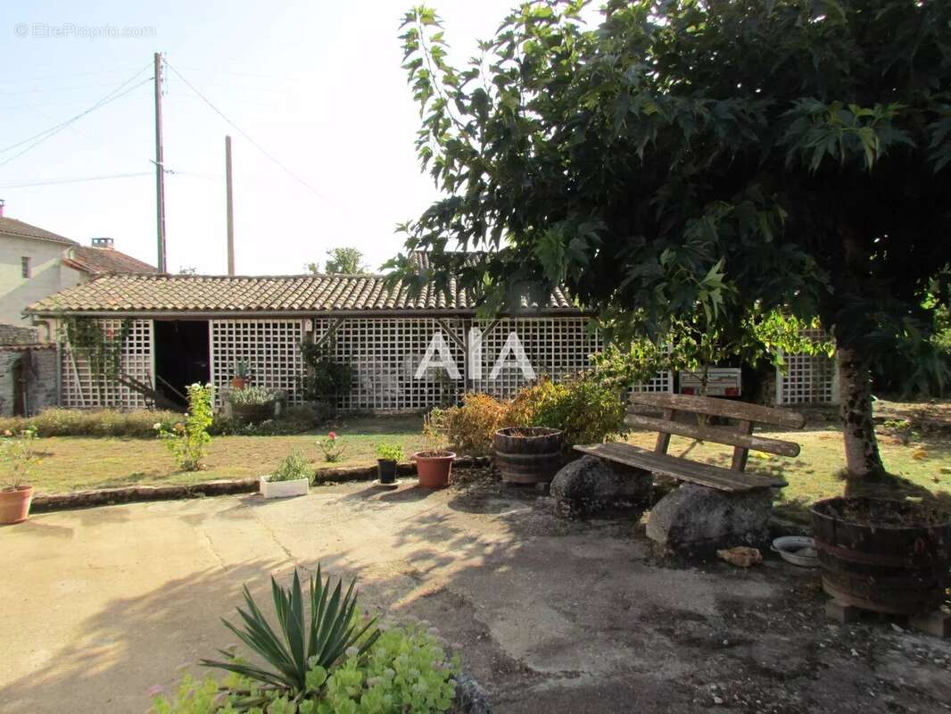 Maison à LA MAGDELEINE