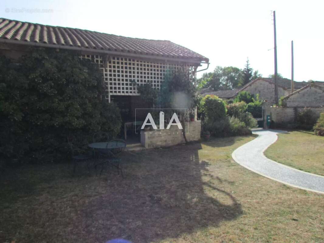 Maison à LA MAGDELEINE