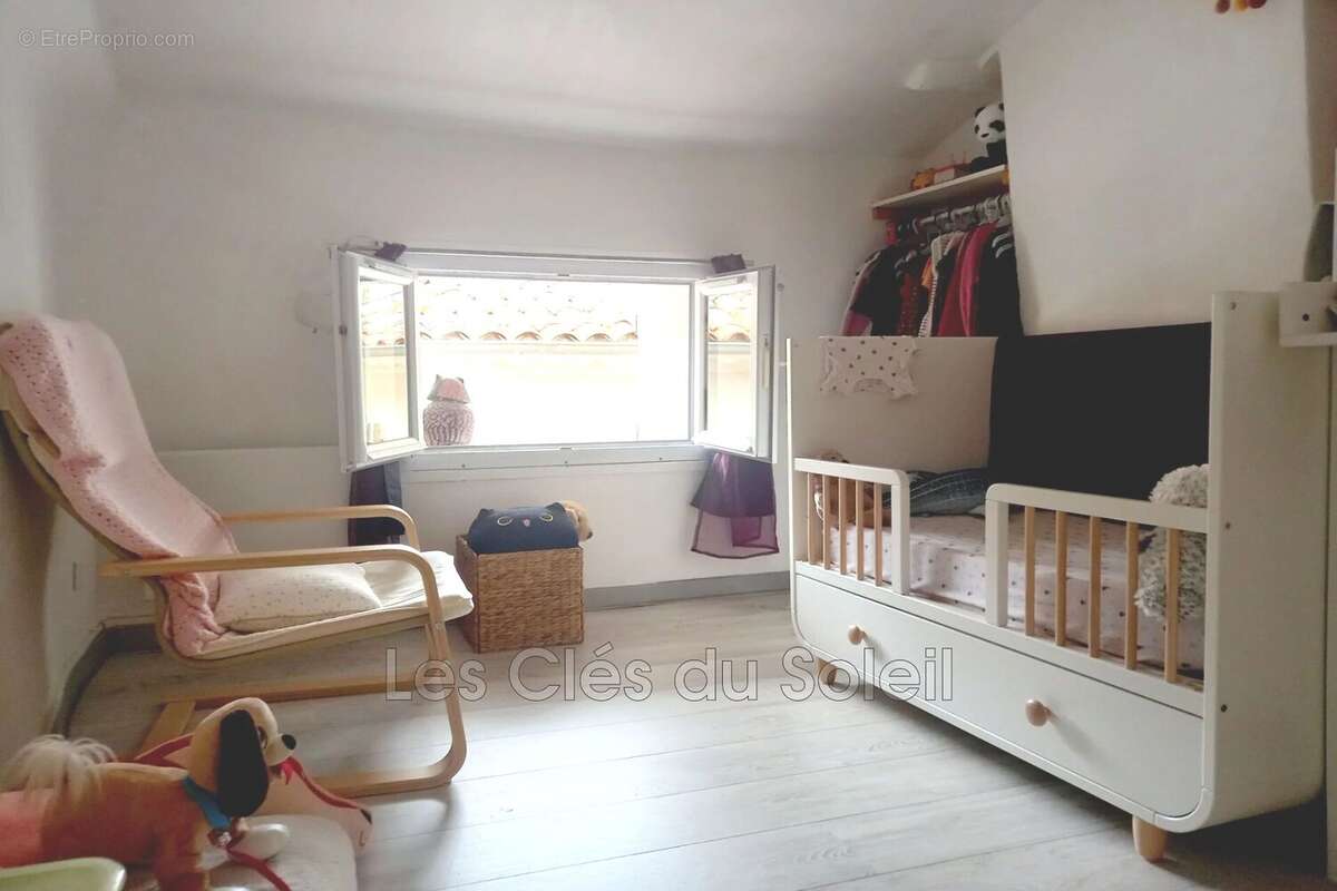 Maison à LA VALETTE-DU-VAR