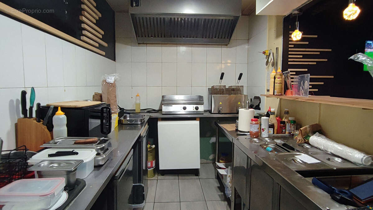 51639586b.jpg - Commerce à PAU