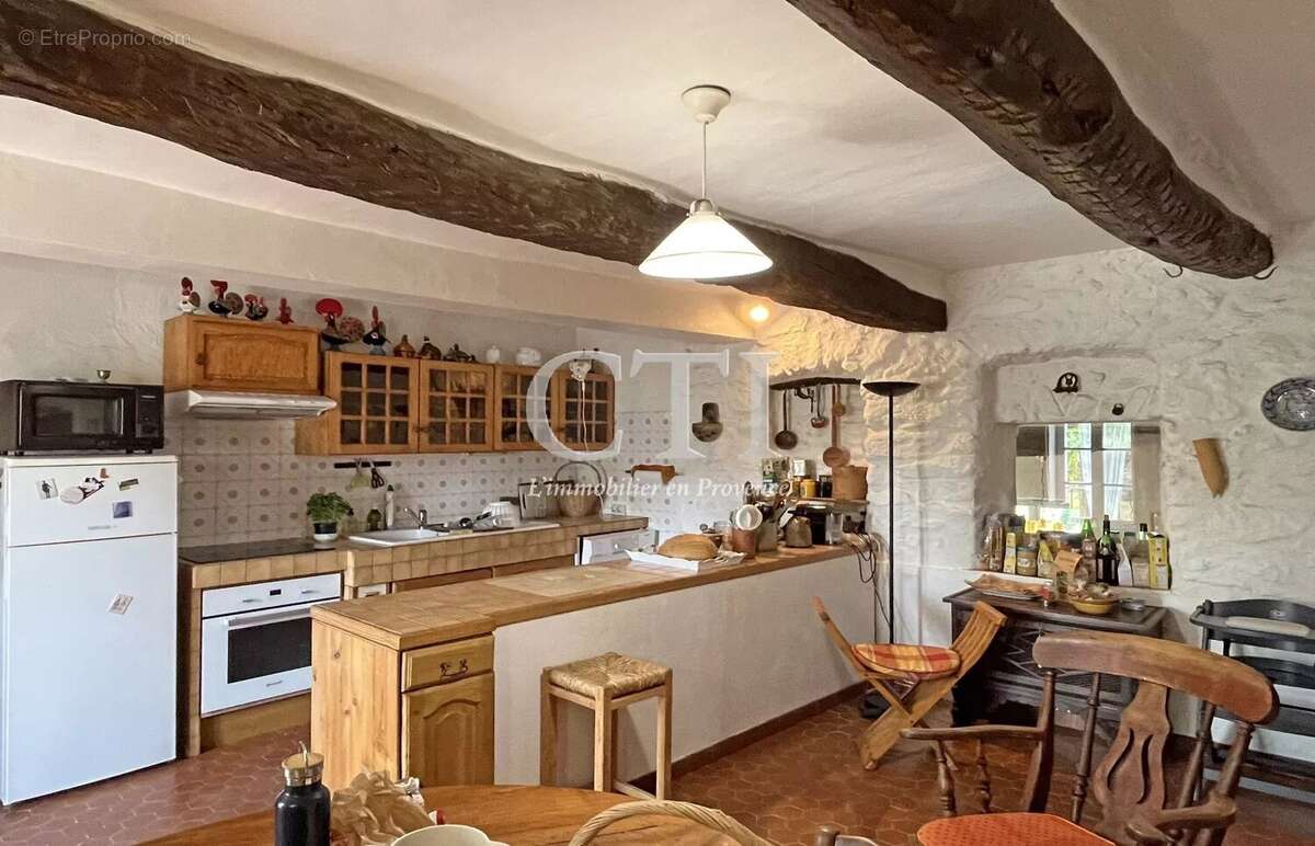 Maison à VAISON-LA-ROMAINE