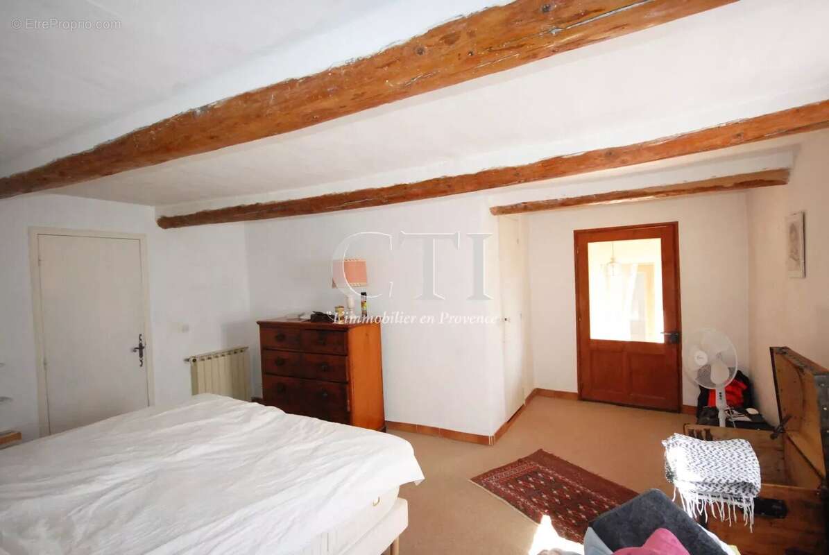 Maison à VAISON-LA-ROMAINE