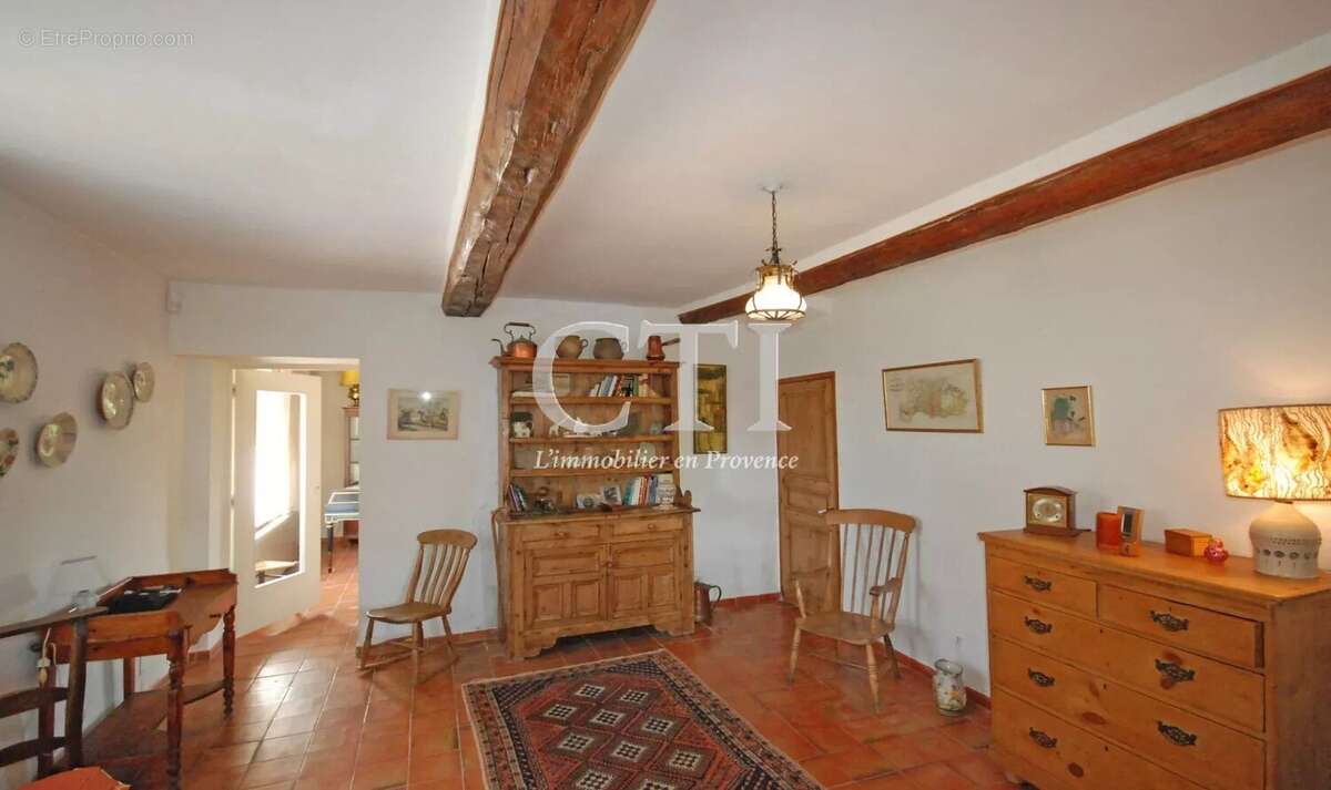 Maison à VAISON-LA-ROMAINE