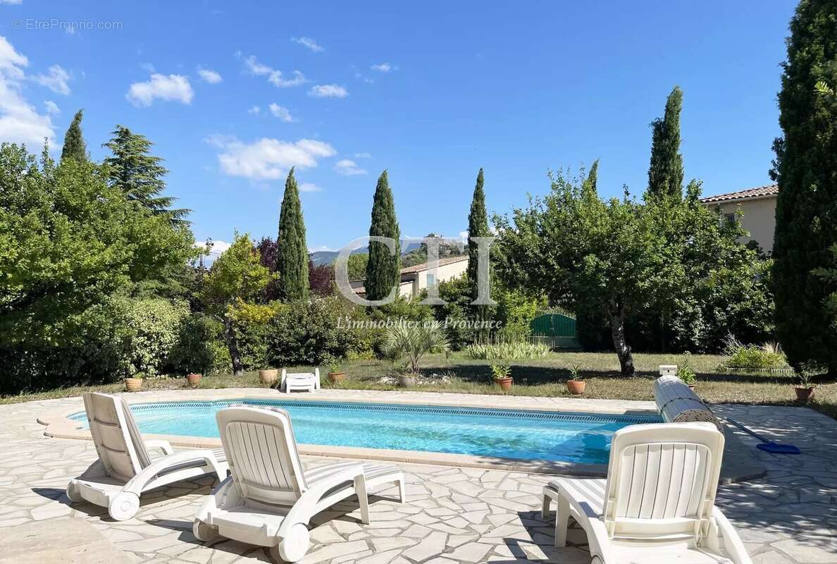 Maison à VAISON-LA-ROMAINE