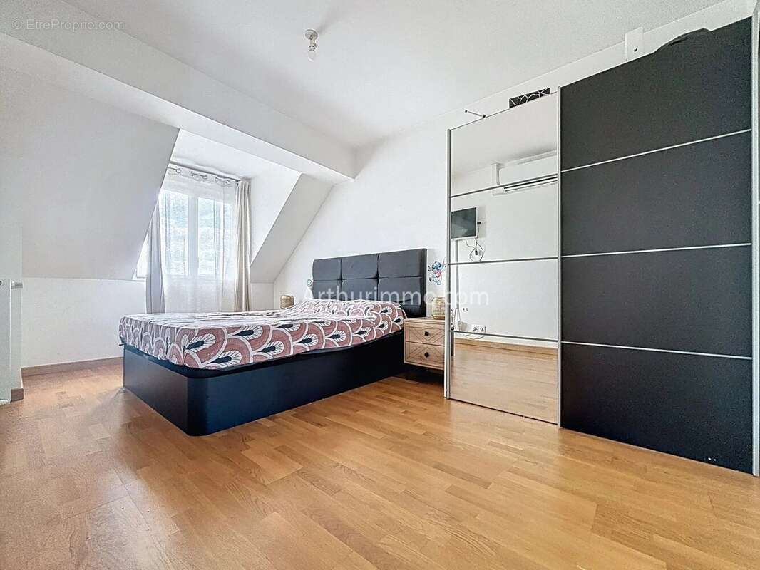 Appartement à LIMEIL-BREVANNES