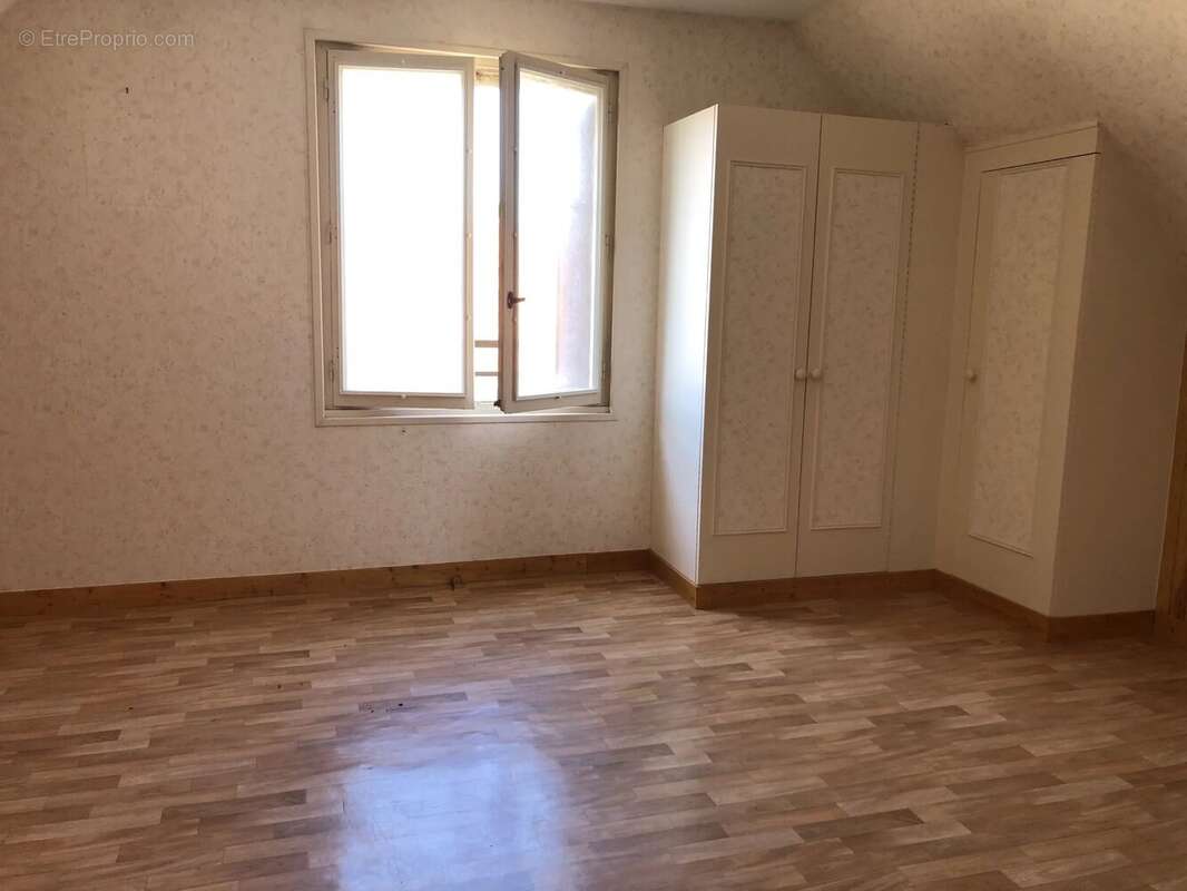 Maison à SAINT-CLEMENT