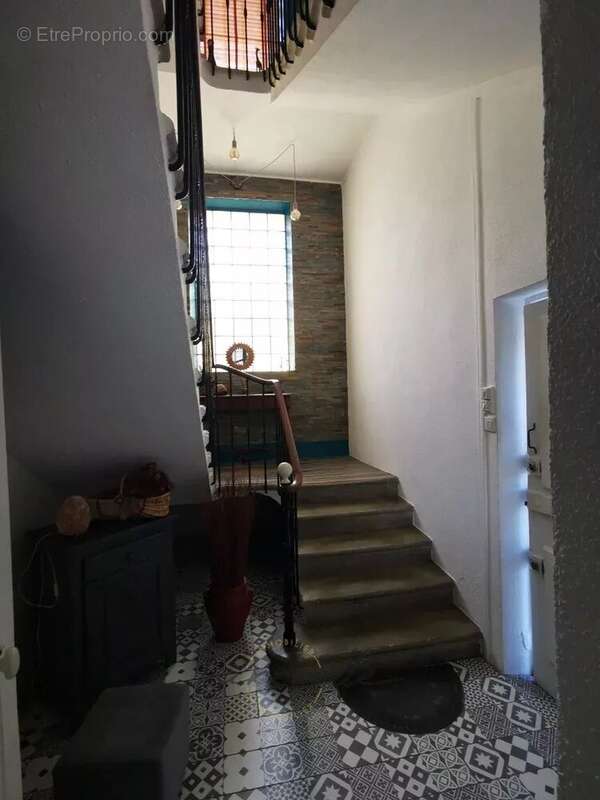 Maison à MONTELIMAR