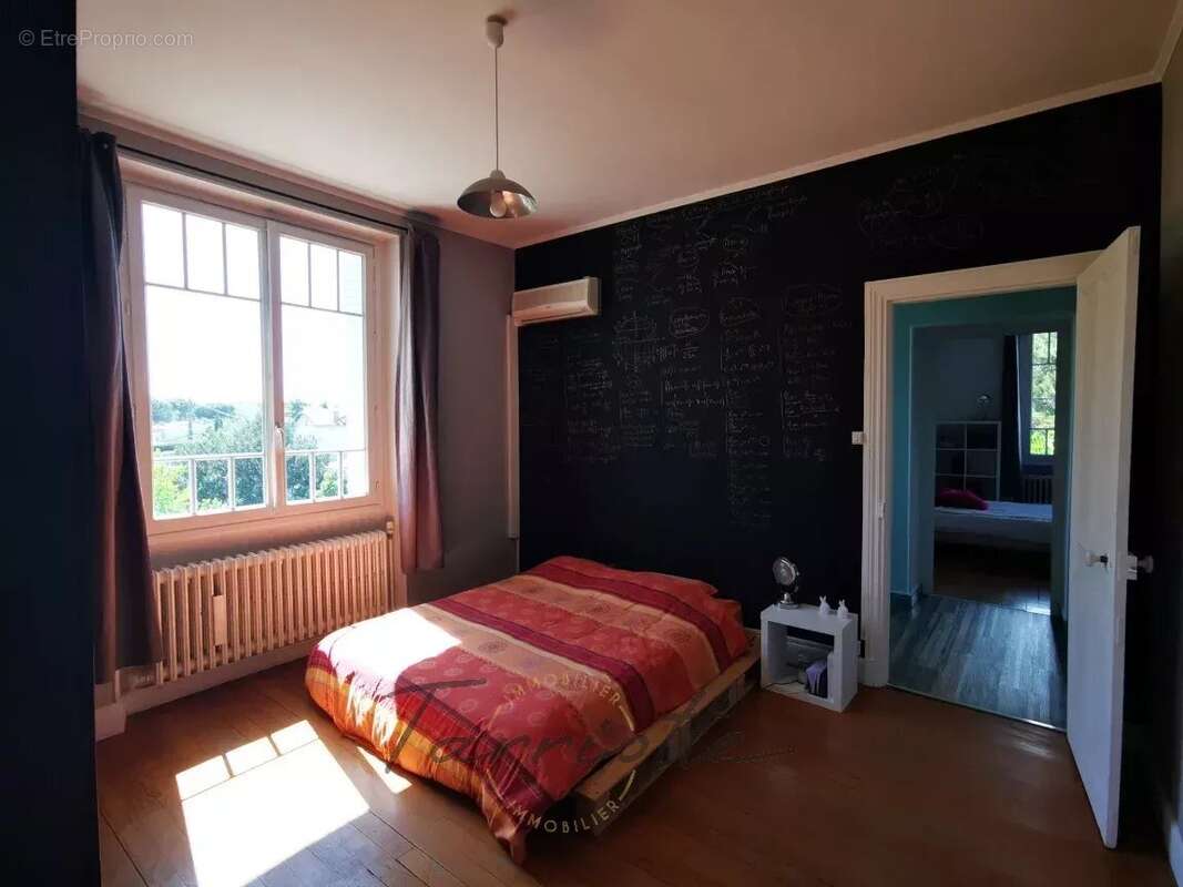 Maison à MONTELIMAR