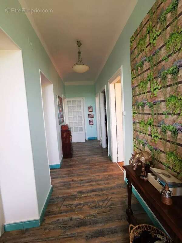 Maison à MONTELIMAR