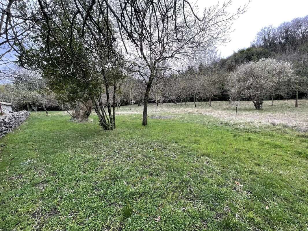 Maison à ROCHEMAURE