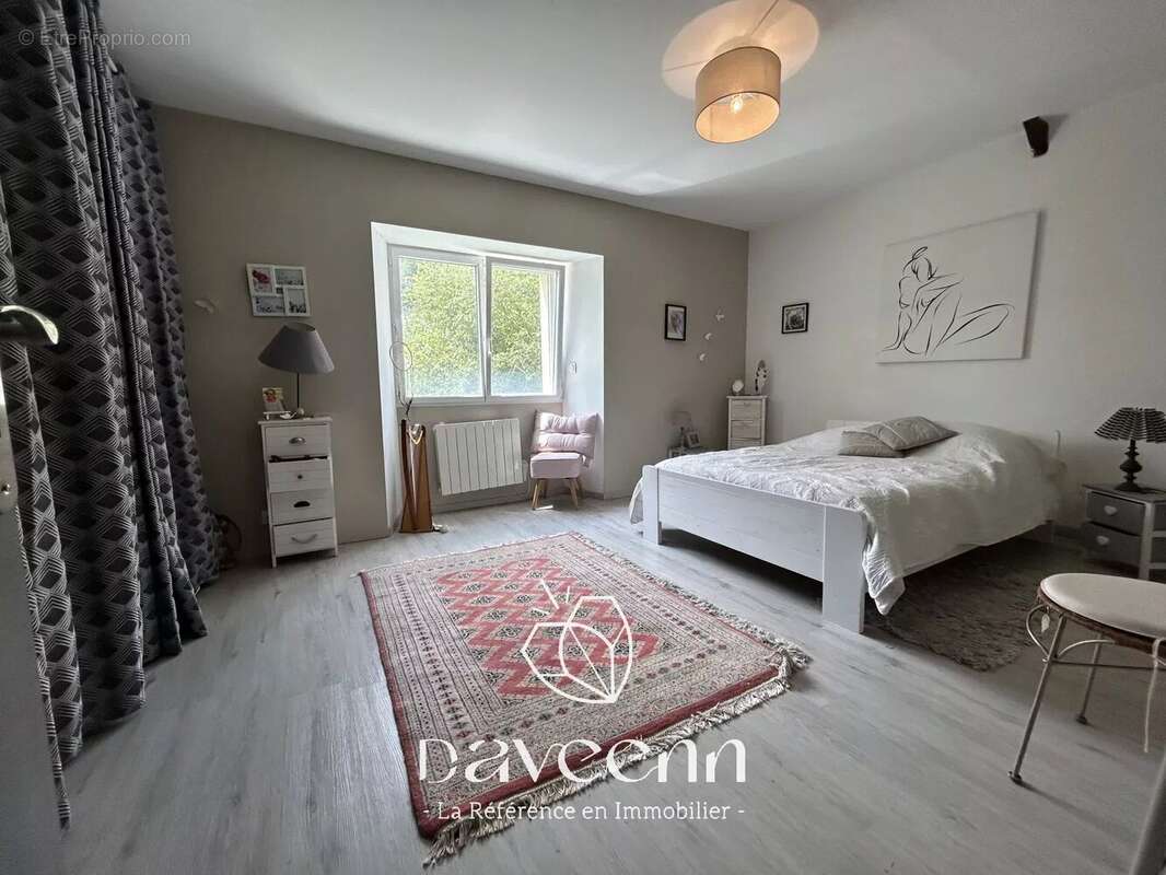 Maison à LOCMARIA-GRAND-CHAMP