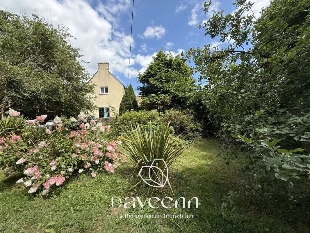 Maison à LOCMARIA-GRAND-CHAMP