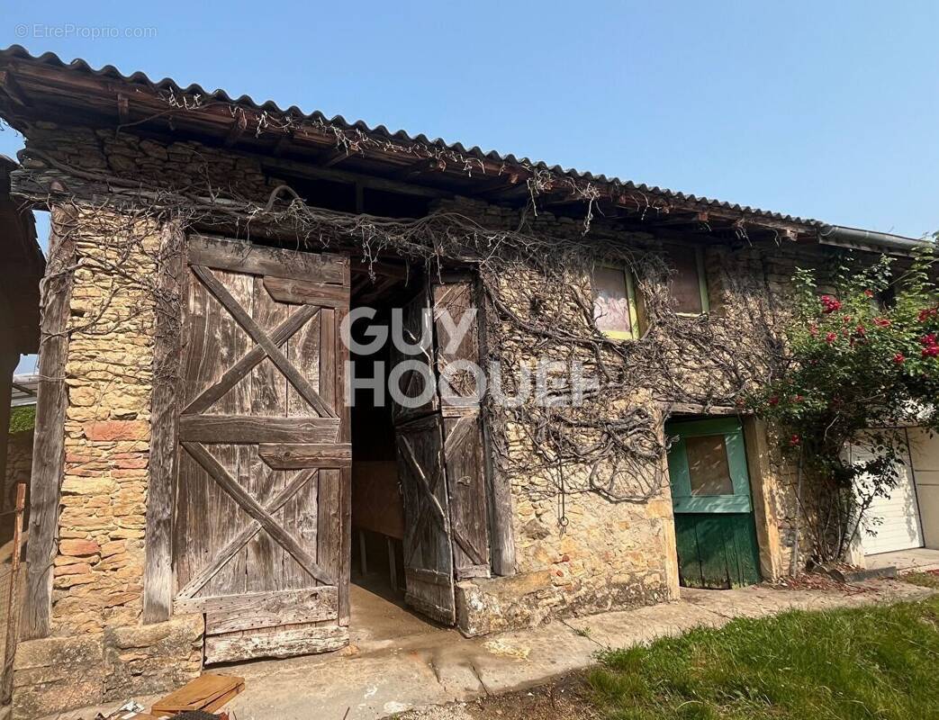 Autre à SAINT-ALBAN-DE-ROCHE