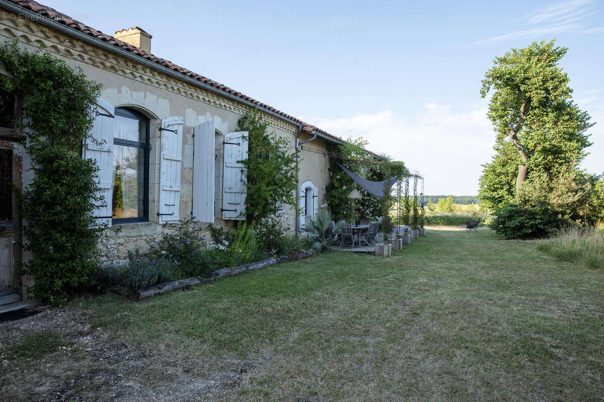 LMN2424 - Maison à JEGUN