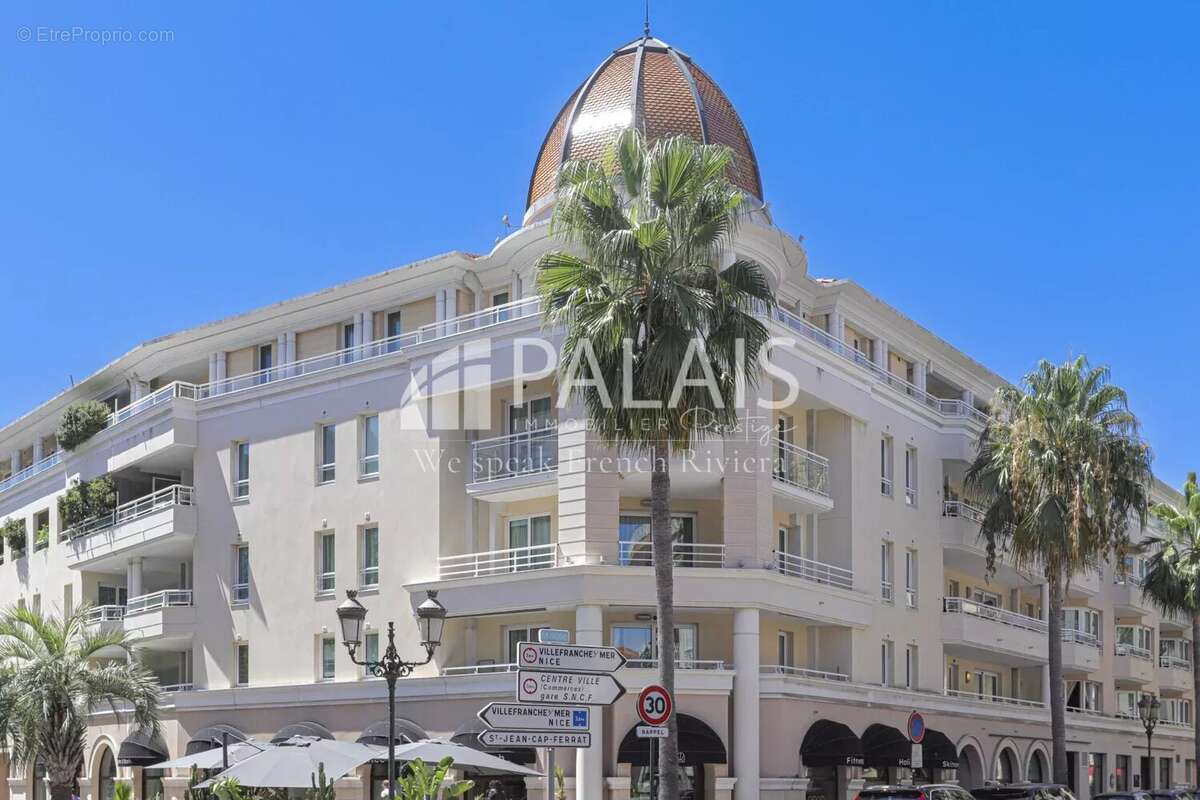 Appartement à BEAULIEU-SUR-MER