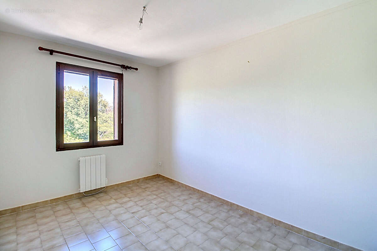 Maison à DRAGUIGNAN