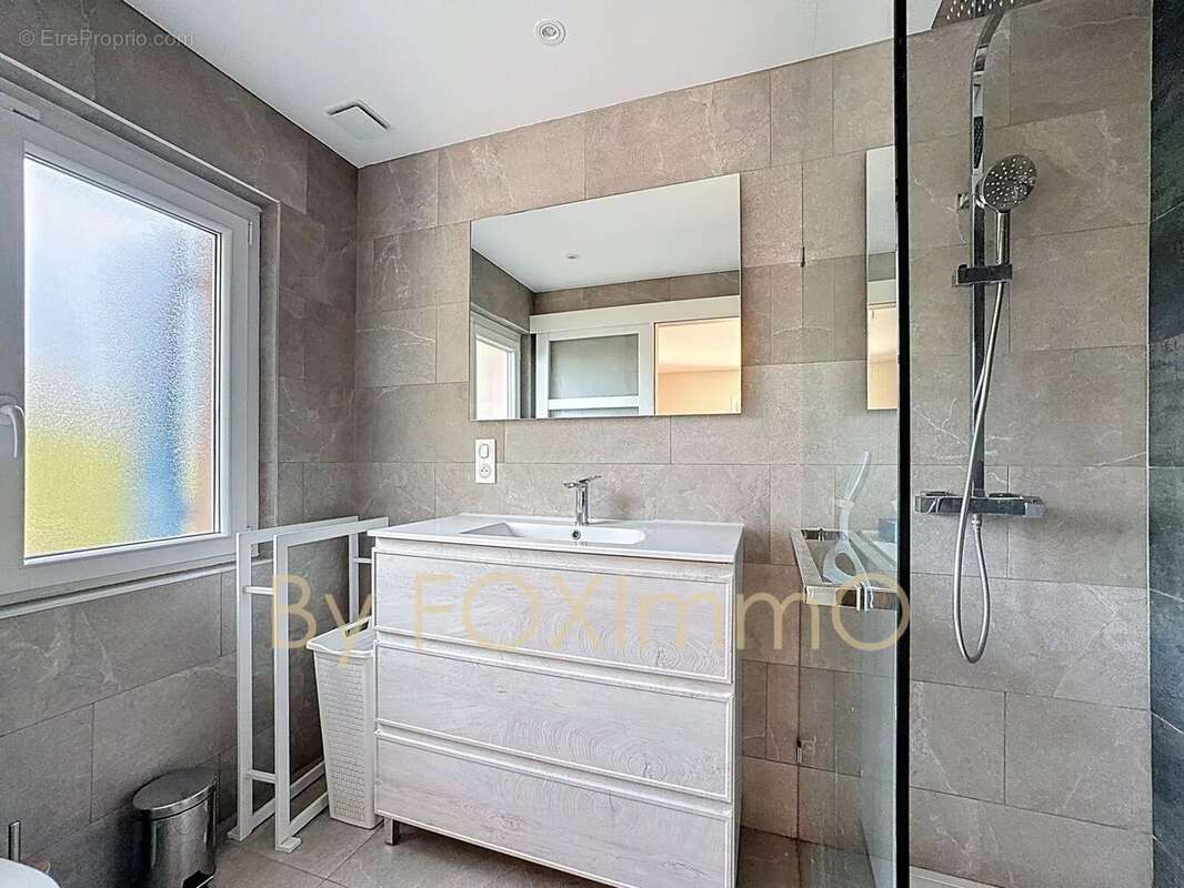 Maison à LES ADRETS-DE-L&#039;ESTEREL