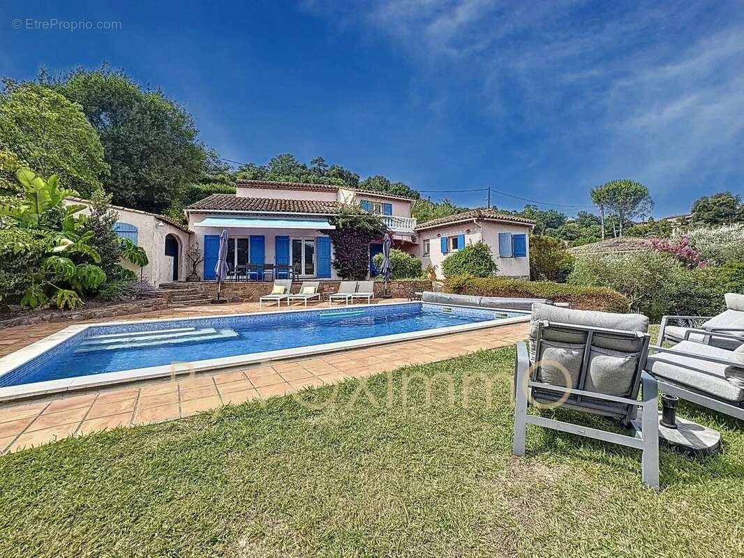 Maison à LES ADRETS-DE-L&#039;ESTEREL