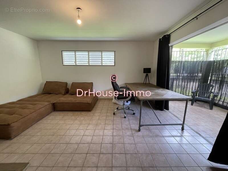 Appartement à SAINTE-ROSE