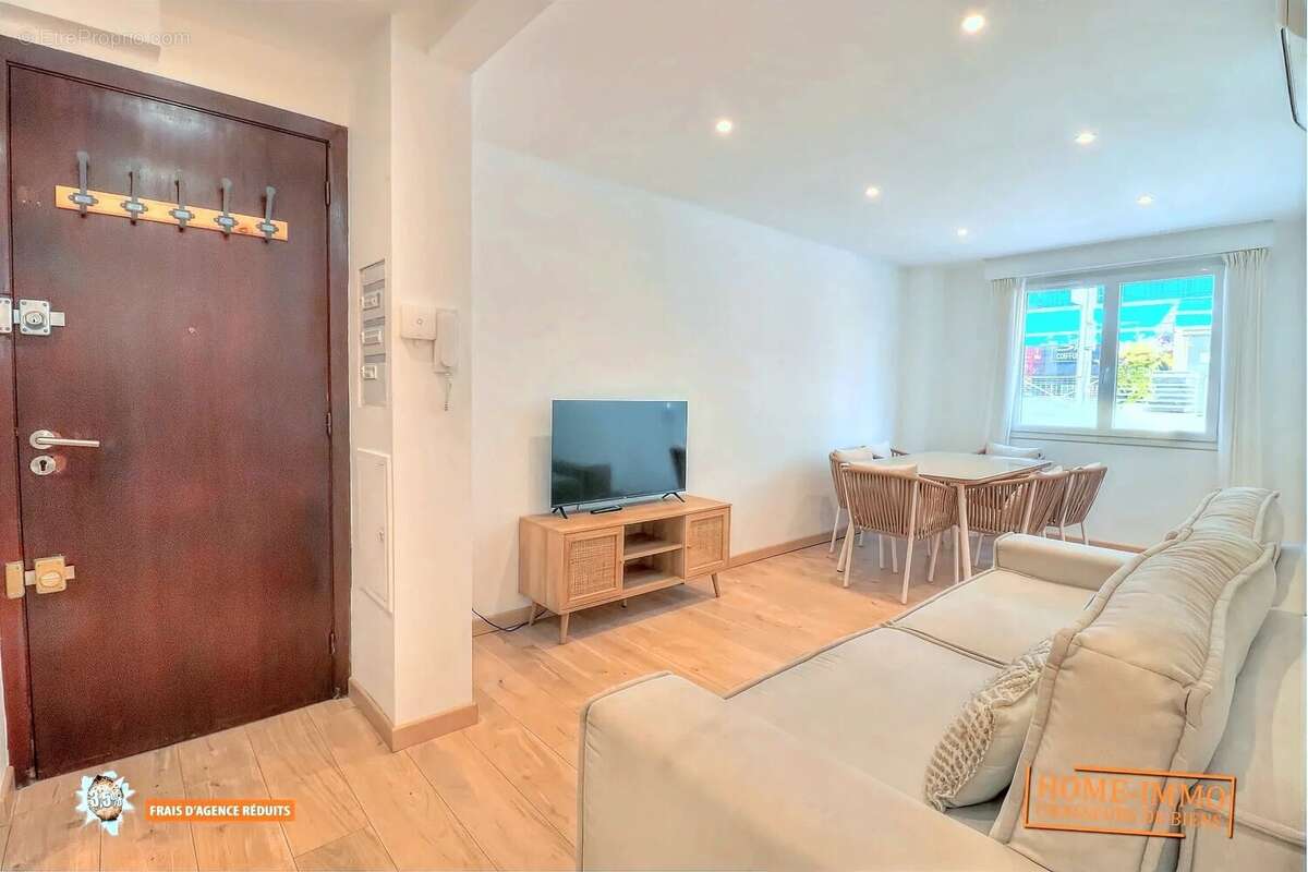 Appartement à VALLAURIS