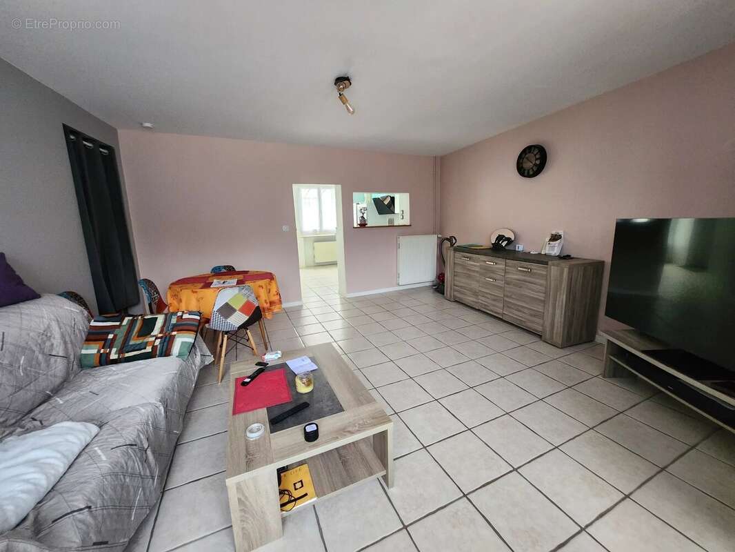 Maison à SAINT-BRICE-SUR-VIENNE