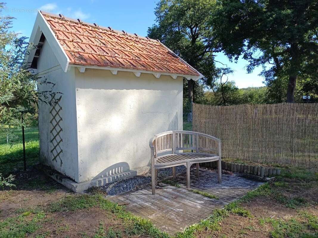 Maison à EPINEUIL-LE-FLEURIEL