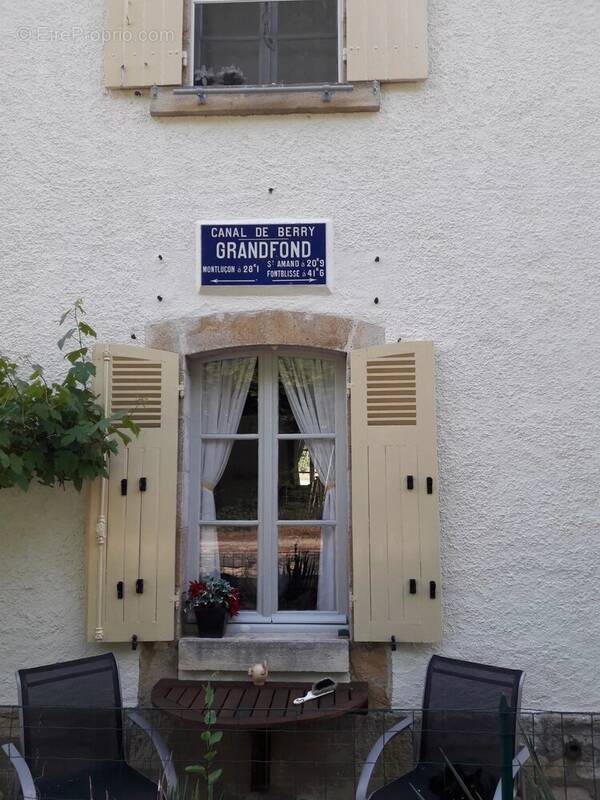 Maison à EPINEUIL-LE-FLEURIEL